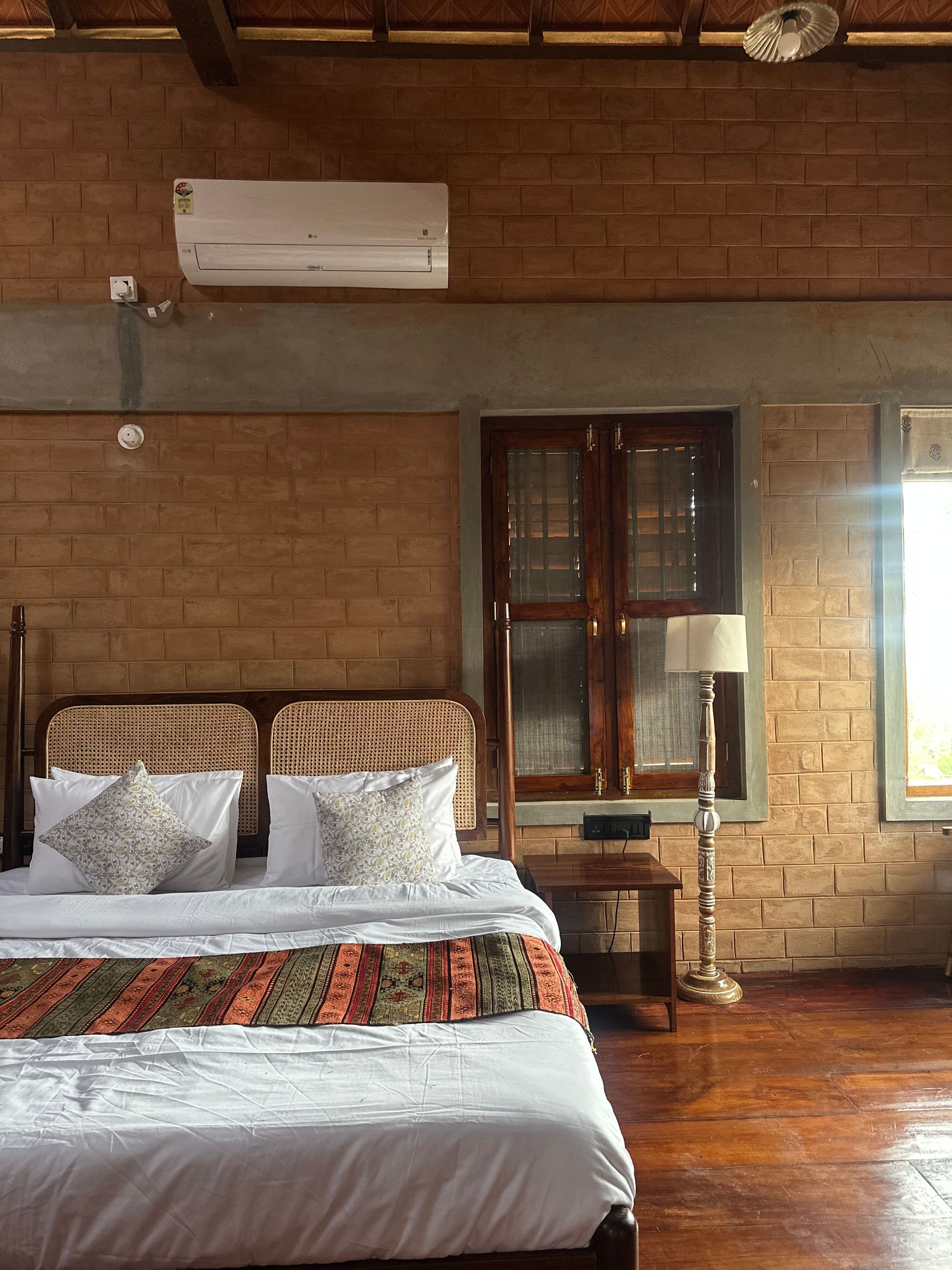 Mani.Blah5@gmail.com 