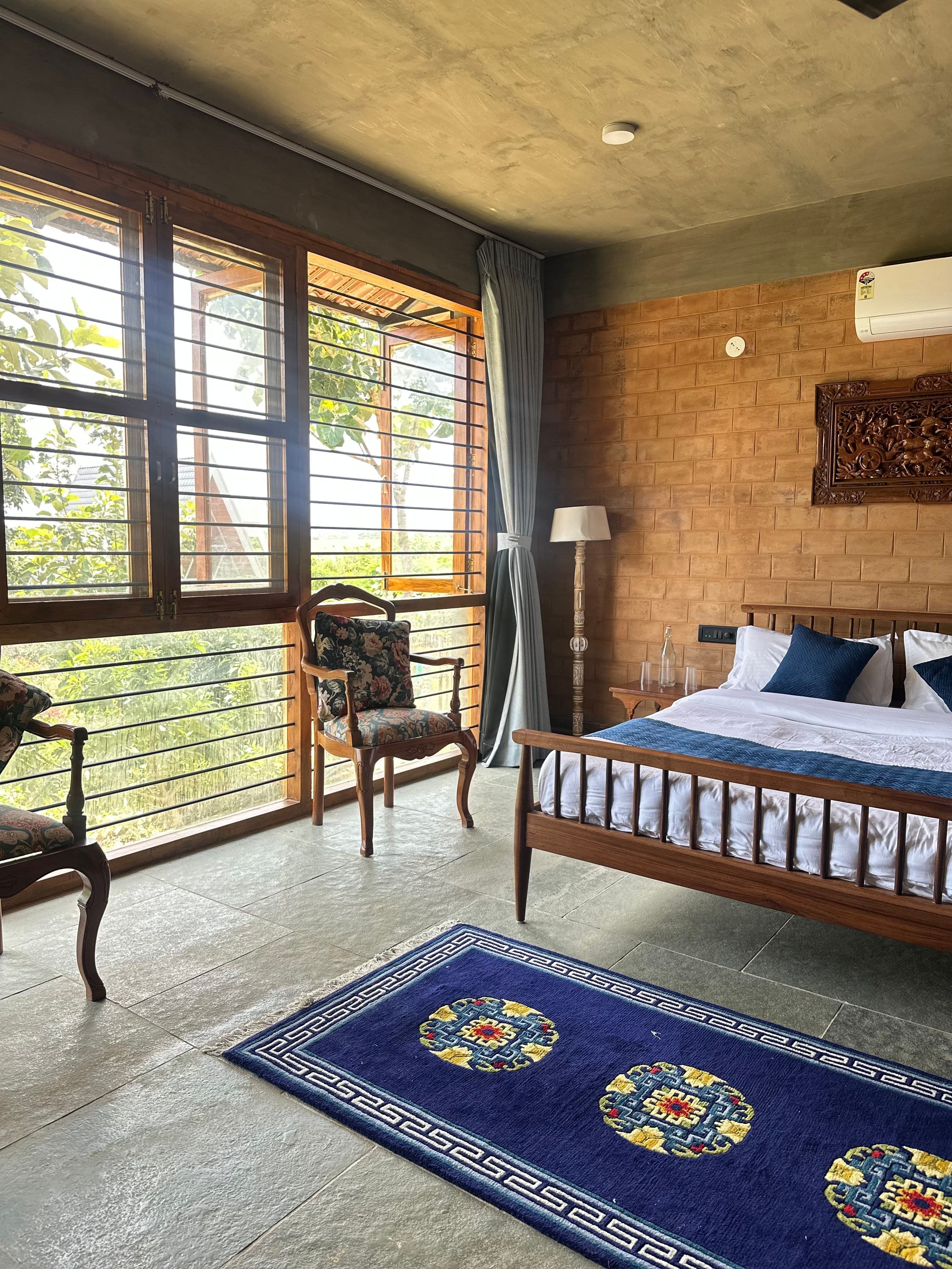 Mani.Blah5@gmail.com 