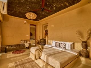 Bedroom 1 - Reya Dewan