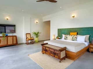 Bedroom 4 Sonnet