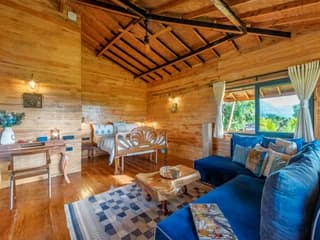 WoodHouse - Bedroom 2